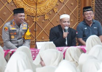 Kapolresta Sidoarjo Edukasi Santri Bijak Hadapi Era Digital
