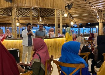 Gaet Emak-emak, Aktivis Lingkungan Caleg PAN Nurul Ahdi Optimistis Raih Kursi DPRD Sidoarjo