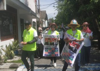 Caleg PKB DPRD Sidoarjo Tri Prastiyono Kampanye Menangkan AMIN Keliling Bluru Kidul Diikuti Musik Patrol