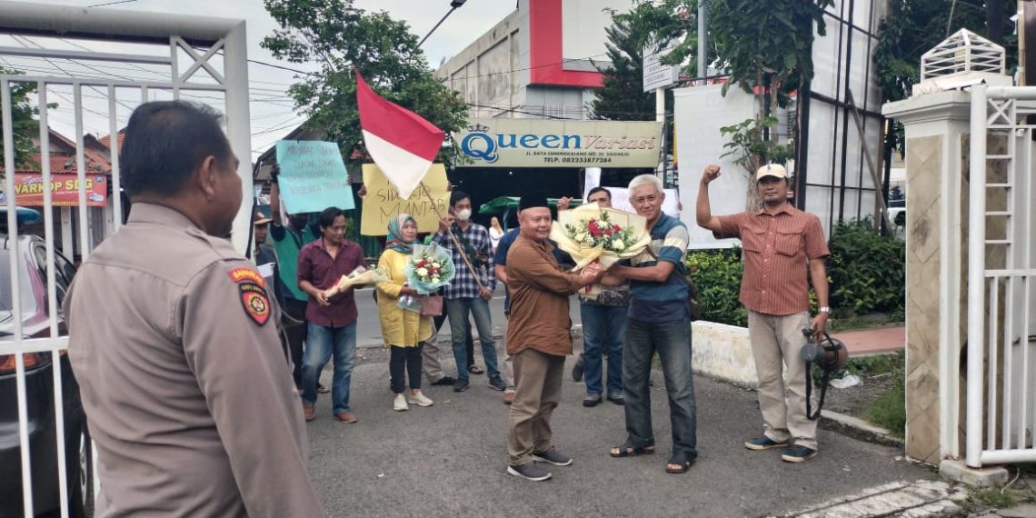 Aliansi Masyarakat Sidoarjo Gelar Aksi Simpatik Dukung KPU