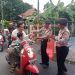 Polsek Tanggulangin Bagikan Takjil dan Kampanyekan Tertib Berlalu Lintas