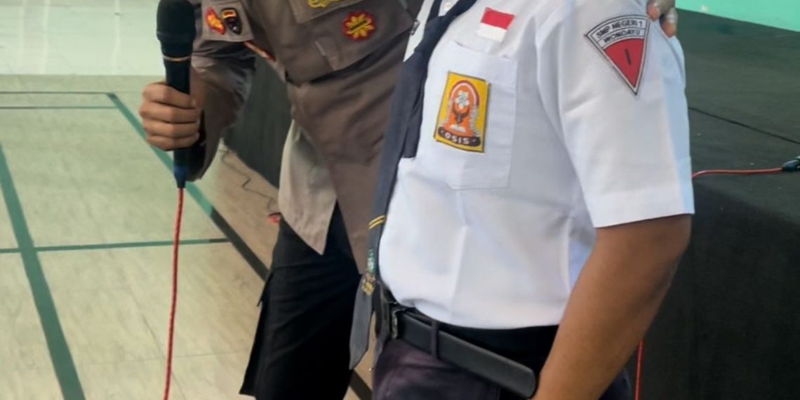 Kapolsek Wonoayu Motivasi Pelajar, Cegah Kenakalan Remaja