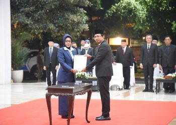 Lantik DR Fenny Apridawati jadi Sekda Sidoarjo, Bupati Gus Muhdlor Minta Pejabat Ikuti Gerbong Super Cepat