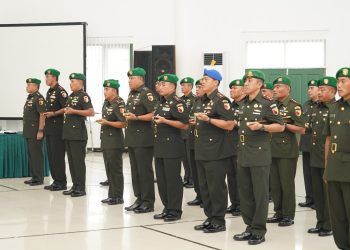 Empat Pejabat Utama Korem 084/Bhaskara Jaya Melaksanakan Serah Terima
