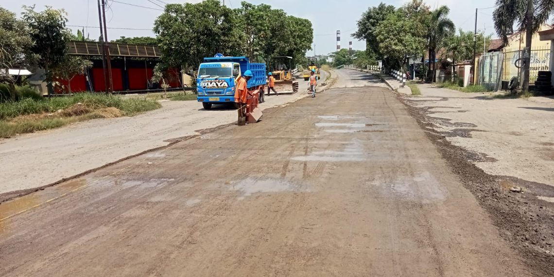 Pemkab Sidoarjo Perbaiki Jalan Rusak Prambon PT Pakerin