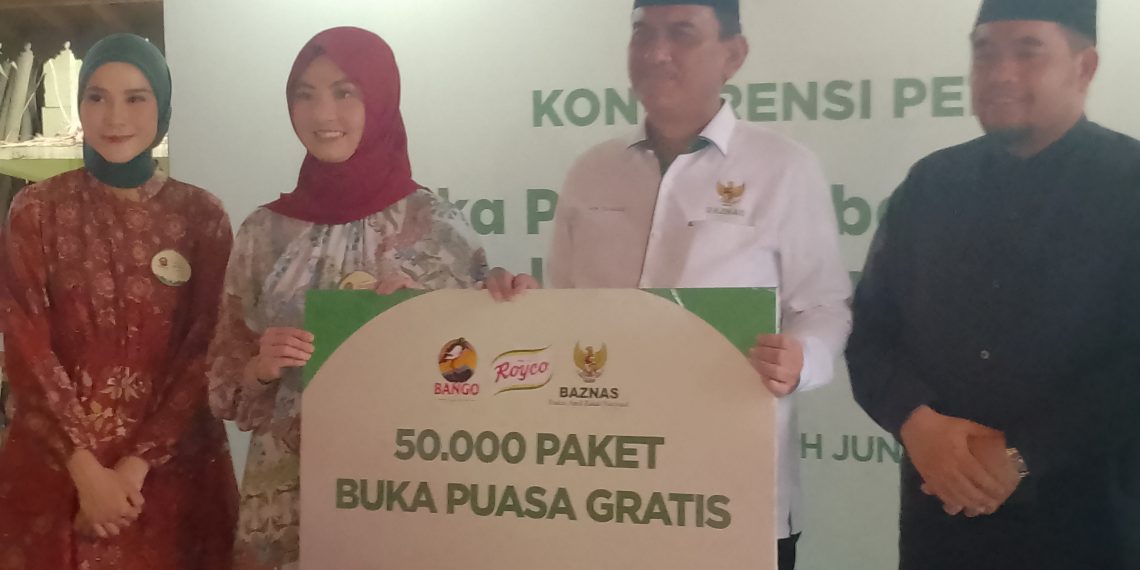 Bango dan Royco Gandeng BAZNAS Bagi Paket Makanan Lezat Bukber Gratis Untuk Santri