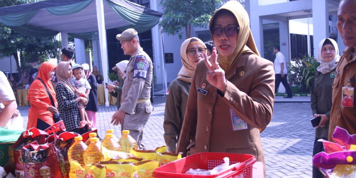 Pemkab Sidoarjo Gelar Gerakan Pangan Murah Untuk Stabilkan Harga Sembako Jelang Idul Fitri