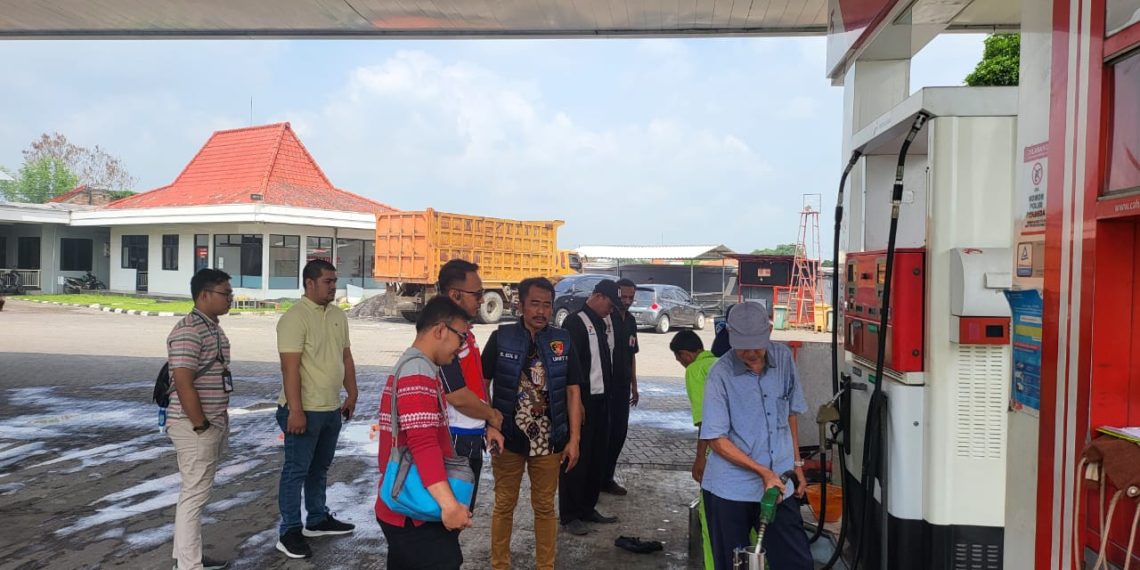 Polresta Sidoarjo bersama UPT Metrologi Legal Cek SPBU