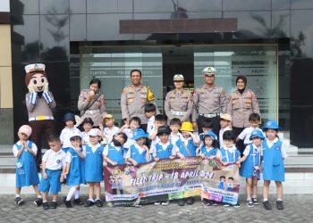 Kapolresta Sidoarjo Sambut Hangat Kunjungan Pelajar TK