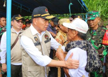 Menko Muhadjir:  Pemerintah Segera Relokasi Pemukiman Korban Longsor di Tana Toraja