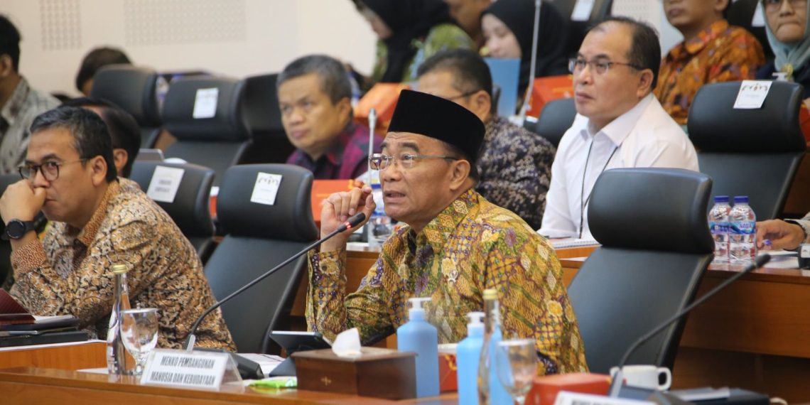 Menko Muhadjir Paparkan Rencana Kerja dan Anggaran Kemenko PMK 2025 di Banggar DPR