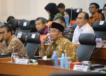 Menko Muhadjir Paparkan Rencana Kerja dan Anggaran Kemenko PMK 2025 di Banggar DPR