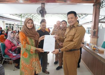 Plt Bupati Sidoarjo Subandi Jemput Bola Mudahkan UMKM Lengkapi Izin Usaha