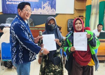 Gandeng Anggota DPRD Khulaim Junaidi, DPMPTSP Jatim Gelar Roadshow Pelayanan Perizinan UMKM Pemula