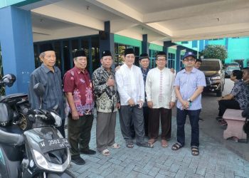 Bacabup Khulaim Junaidi Melayat Tokoh Muhammadiyah Abdul Karim Baisa