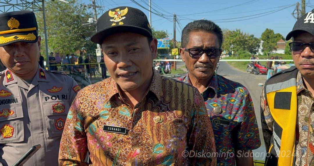 Jembatan Kedungpeluk Ambrol, Plt Bupati Subandi Bangun Jembatan Bailey, Ditarget Satu Bulan Selesai