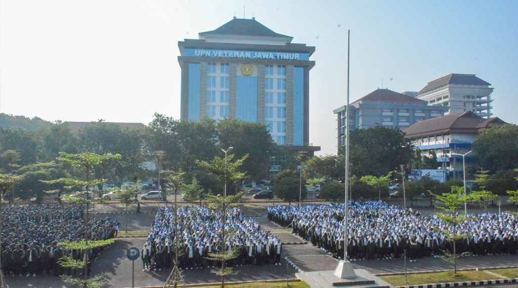 UPN Veteran Jawa Timur Gelar KKN Inovasi Pesantren di Blitar