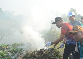 Plt Bupati Subandi Gerakkan OPD Kerja Bakti Massal Pasca Robohnya Jembatan Kedungpeluk