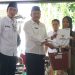 Plt Bupati Subandi Bareng Baznas Serahkan Bantuan ke Warga Tarik