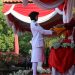 Upacara HUT ke-79 RI Dengan Kostum Adat, Plt Bupati Subandi Ajak Masyarakat Tanamkan Bhinneka Tunggal Ika