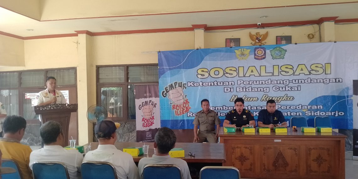Cegah Rokok Ilegal Beredar, Satpol PP Sidoarjo dan Bea Cukai Berikan Sosialisasi kepada Masyarakat Krian