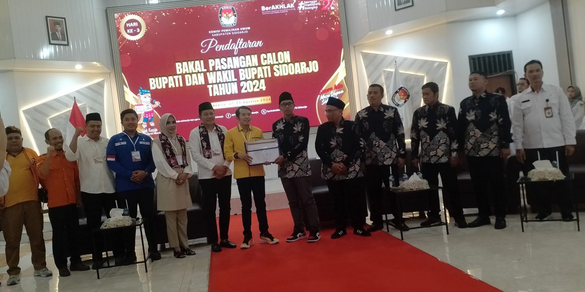 Resmi Mendaftarkan Diri Melalui Gerindra, Golkar dan Demokrat, Pasangan Subandi-Mimik Komitmen Wujudkan Pemerintahan Sidoarjo Bersih, Berwibawa dan Bebas Korupsi
