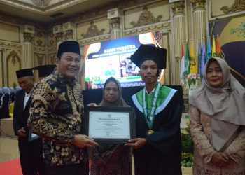 Plt Bupati Subandi Berharap Lulusan Unusida Menjadi Generasi  yang Inspiratif