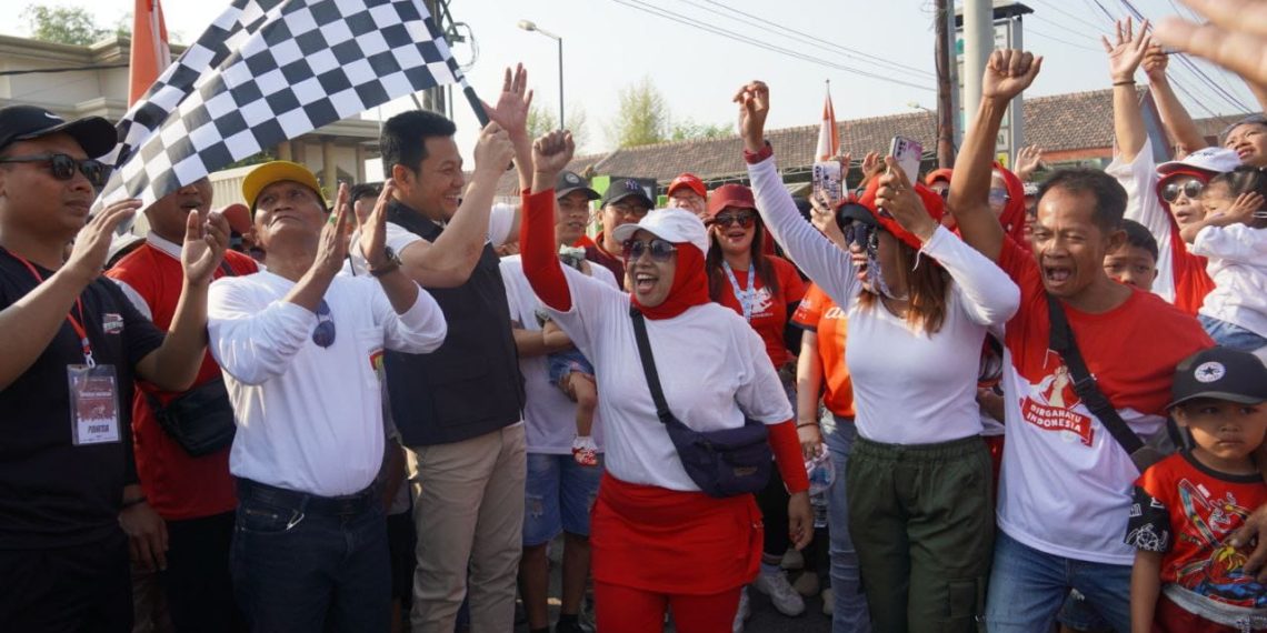 Plt Bupati Subandi Berangkatkan Jalan Sehat Desa Tempel Krian