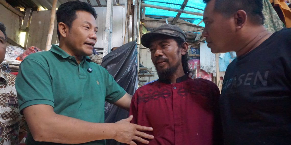 Siang Malam Plt Bupati Subandi Sisir Warga yang Butuh Bantuan