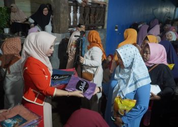Kiprah Cawabup Hj Mimik Idayana: Puluhan Tahun Bantu Warga Sidoarjo hingga Rutin Berangkatkan Umroh