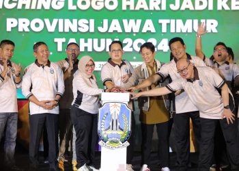 Pj Gubernur Jatim Bersama Plt Bupati Sidoarjo Launching Logo Peringatan Hari Jadi Provinsi Jawa Timur ke-79