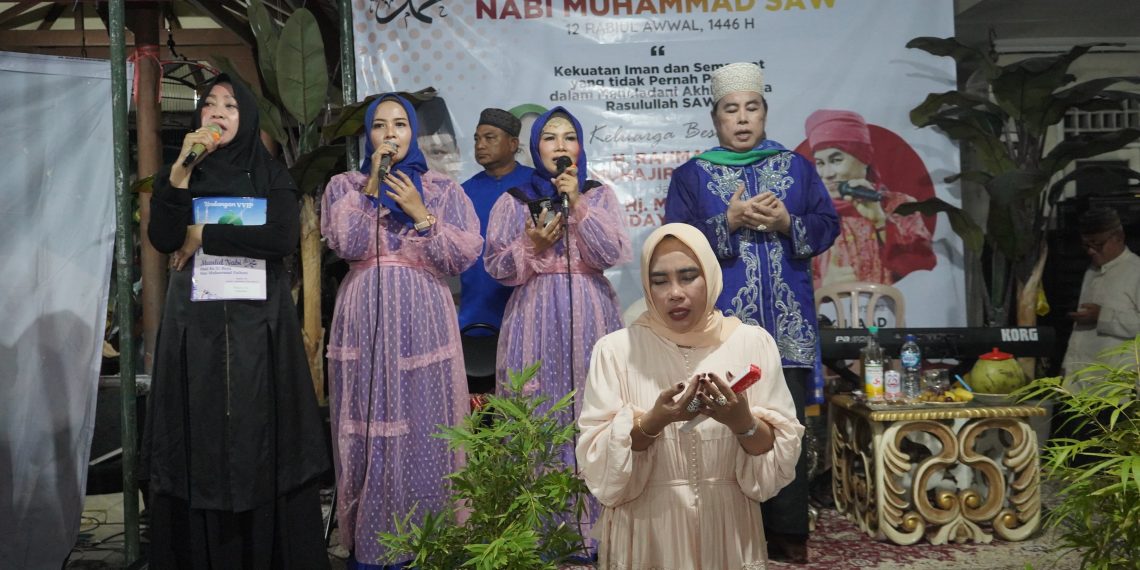 KH Aad Ainur Salam Doakan Cawabup Hj Mimik Idayana Terkabul Hajatnya