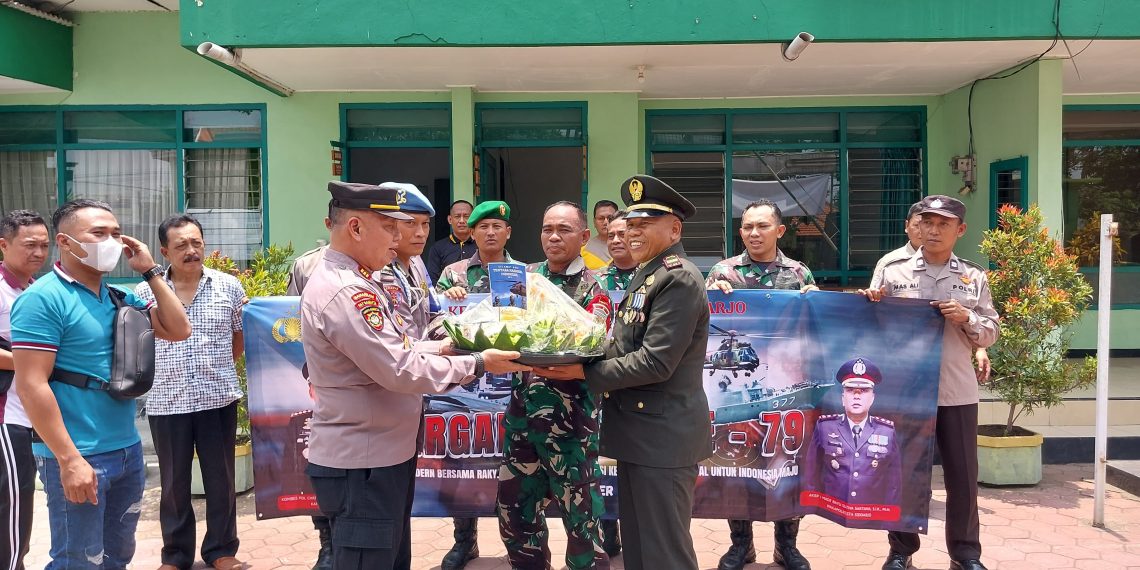 Polsek Jajaran Polresta Sidoarjo Silaturahmi HUT TNI Ke-79
