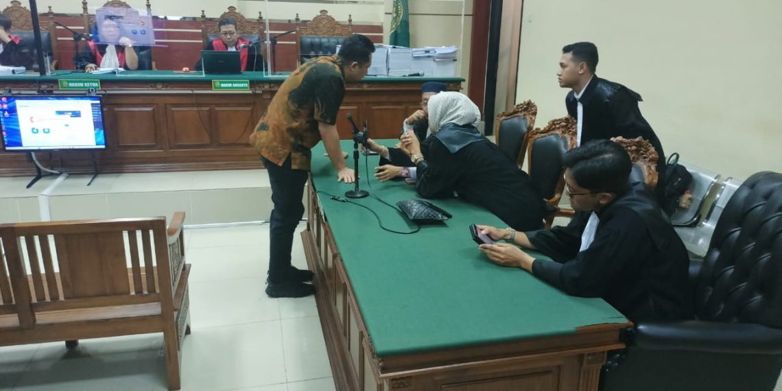 Korupsi Pemotongan Insentif ASN, Ari Suryono Mantan Kepala BPPD Sidoarjo Divonis 5 Tahun Penjara