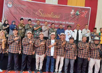 Pemilih Pemula, Pelajar SMA Al-Islam Krian Antusias Ikut Sosialisasi Pilkada 2024