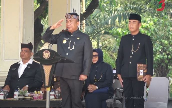 Pjs Bupati Sidoarjo Isa Anshori Pimpin Upacara Hari Jadi Ke-79 Provinsi Jawa Timur