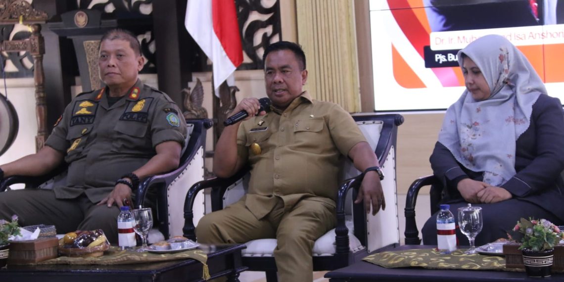 Pjs Bupati Sidoarjo Isa Anshori Buka Kegiatan FGD Peningkatan Etos Kerja