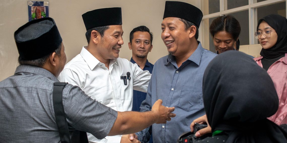 Calon Bupati Sidoarjo Subandi Bikin Simpati Warga Perumahan Puri Surya Jaya