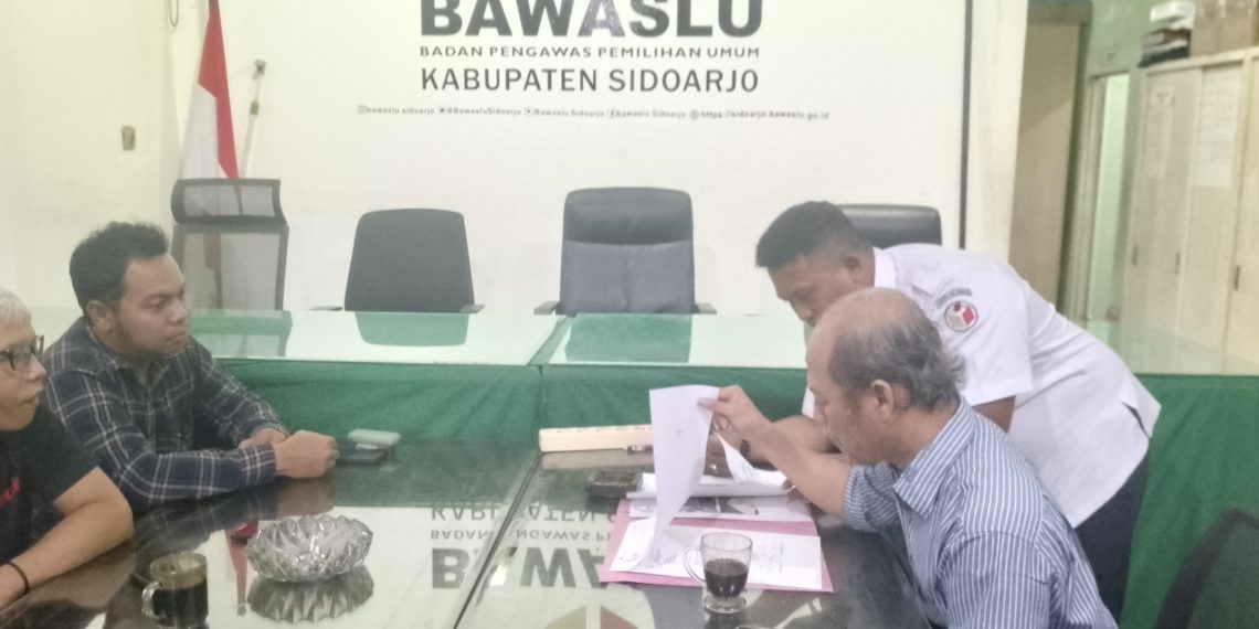 Pelaku Perusakan Baliho Bisa Terancam Pidana Pemilu