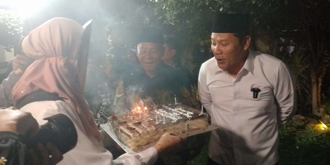 Cabup Subandi Siapkan Beasiswa untuk 10 Ribu Anak Yatim di Sidoarjo