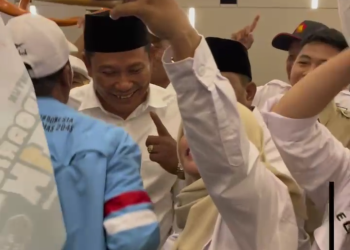 Subandi dan Mimik Idayana Sambut Hangat Ribuan Pendukung Sebelum Debat Kedua Pilkada