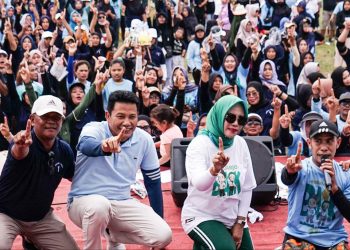 #GerakanKeba1kan Subandi – Mimik di Jabon, Ribuan Warga Hadir Ikut Senam dan Pasar Murah