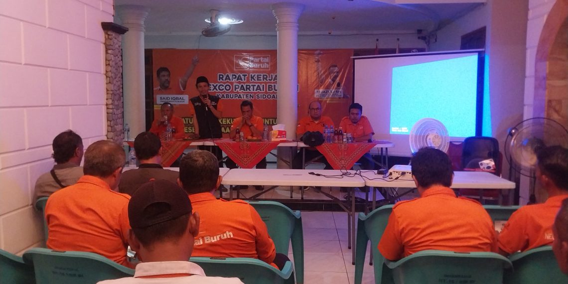 Partai Buruh Sidoarjo Kerahkan Ribuan Saksi Pendukung Kawal Suara Bandi-Mimik