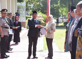 Peringati Hari Kesehatan Nasional ke 60 Tahun 2024, Pemkab Sidoarjo Berikan Penghargaan Kepada Pihak- Pihak Yang Peduli Terhadap Pembangunan Kesehatan