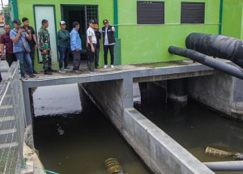 Plt Bupati Sidoarjo Subandi Sidak Titik Rawan Banjir, Pastikan Pompa Bekerja Optimal