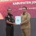 Hakordia, Kejari Jombang Gelar Sosialisasi dan Serahkan 4 HGB Ruko Citra Niaga ke Pemkab