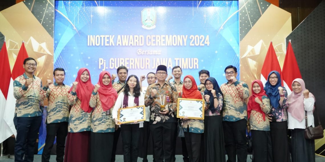 My Retribusi dan Siksda Pemkab Sidoarjo Dapat Penghargaan Inotek Award