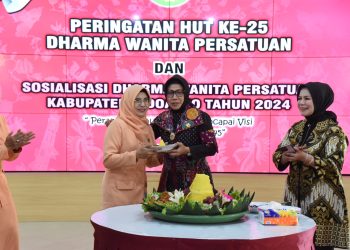 Solidkan Organisasi, Dharma Wanita Persatuan Kabupaten Sidoarjo Siap Capai Visi Indonesia Emas 2045