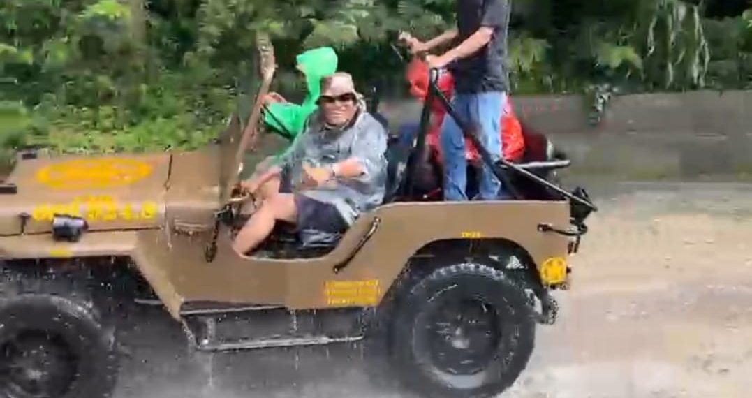 Menang Pilkada Sidoarjo 2024, H Rahmat Muhajirin dan Hj Mimik Idayana Berangkatkan 500 Relawan Tour ke Jogja