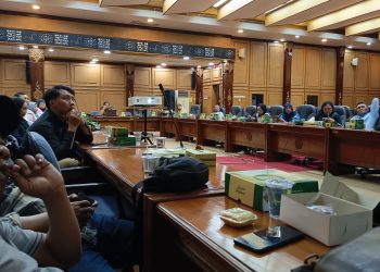 Sekwan DPRD Sidoarjo Sosialisasi e-Katalog V6.0 ke Awak Media
